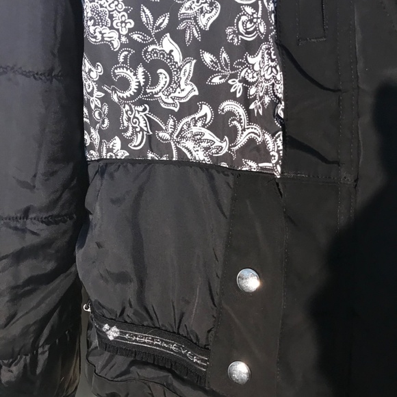 Obermeyer Ski Jacket the Leighton ,8, blk - Picture 12 of 14